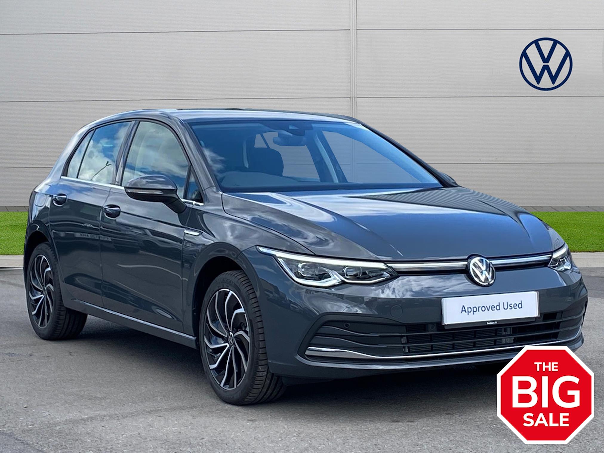 Nearly New GOLF VOLKSWAGEN 1.5 Tsi Style 5Dr 2023 | Lookers