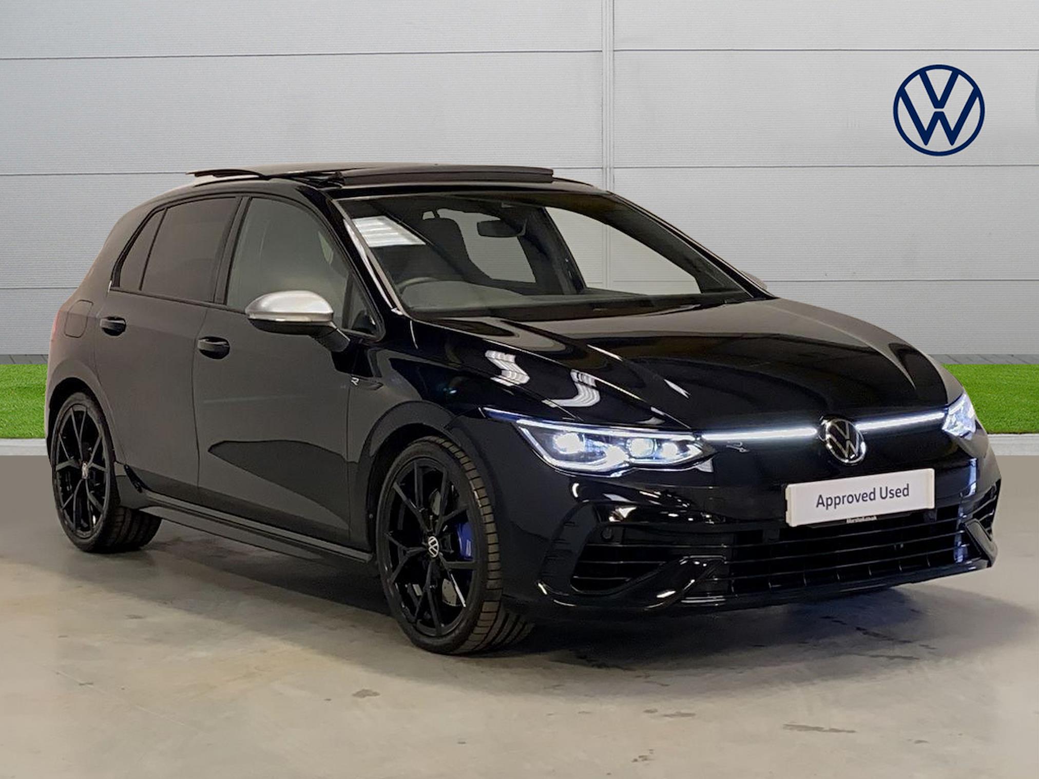 Nearly New VOLKSWAGEN GOLF 2.0 Tsi 320 R 4Motion 5Dr Dsg 2023 | Lookers ...