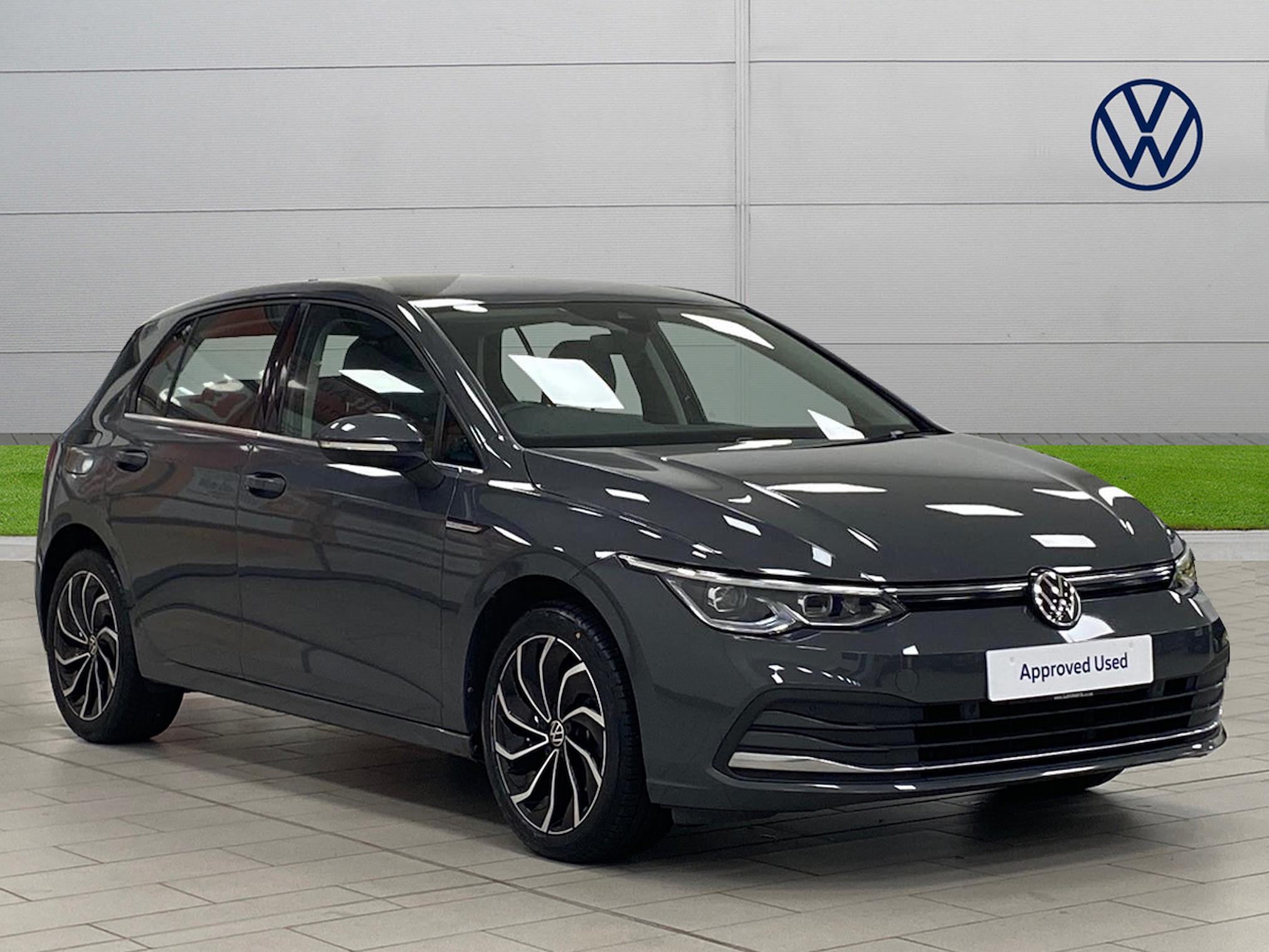 Used VOLKSWAGEN GOLF 1.5 Tsi 150 Style 5Dr 2021 | Lookers Volkswagen