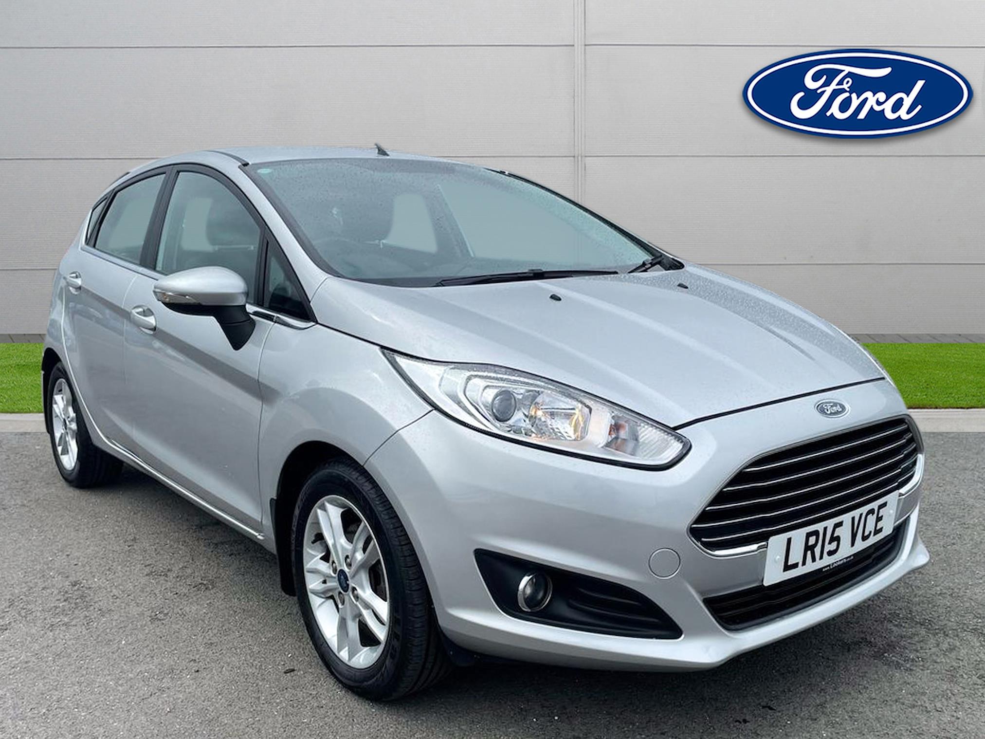 Used FORD FIESTA 1.0 Ecoboost Zetec 5Dr 2015