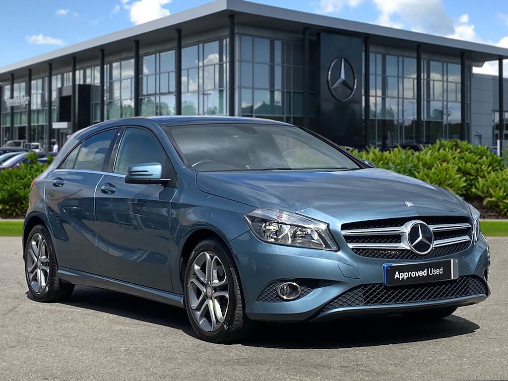 Used MERCEDES-BENZ A CLASS A200 Cdi Blueefficiency Sport 5Dr 2013