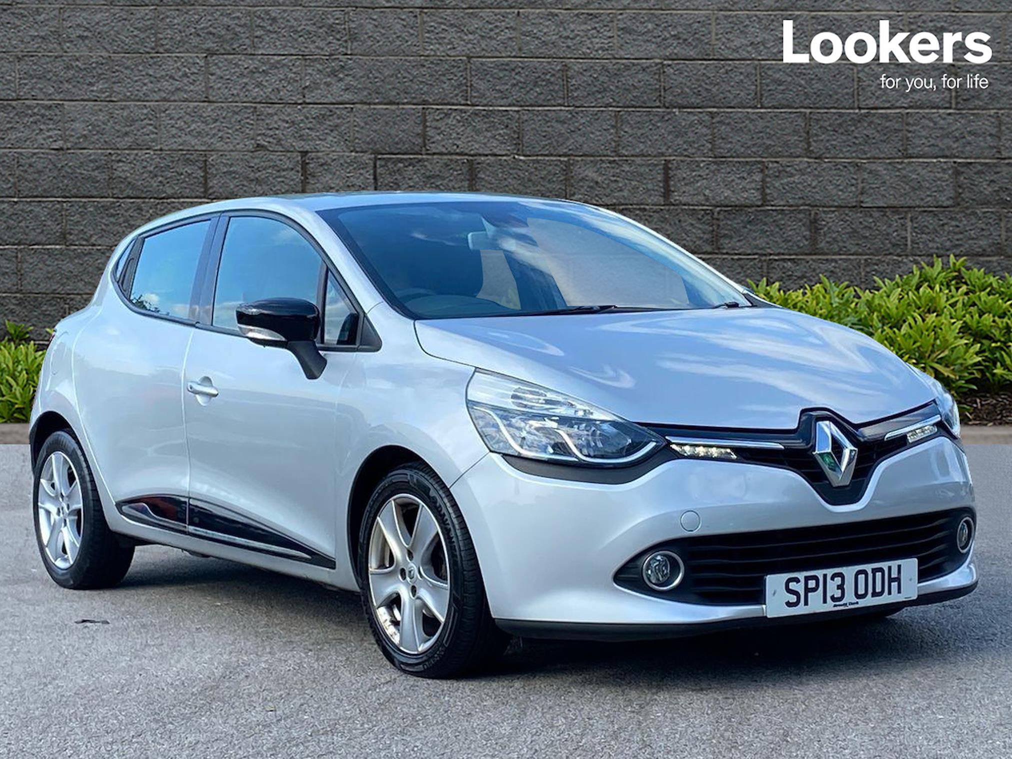 Used RENAULT CLIO 1.5 Dci 90 Eco Dynamique Medianav Energy 5Dr 2013