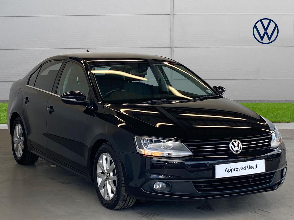 Used VOLKSWAGEN JETTA 1.6 Tdi Cr Bluemotion Tech Limited Edition 4Dr 2013