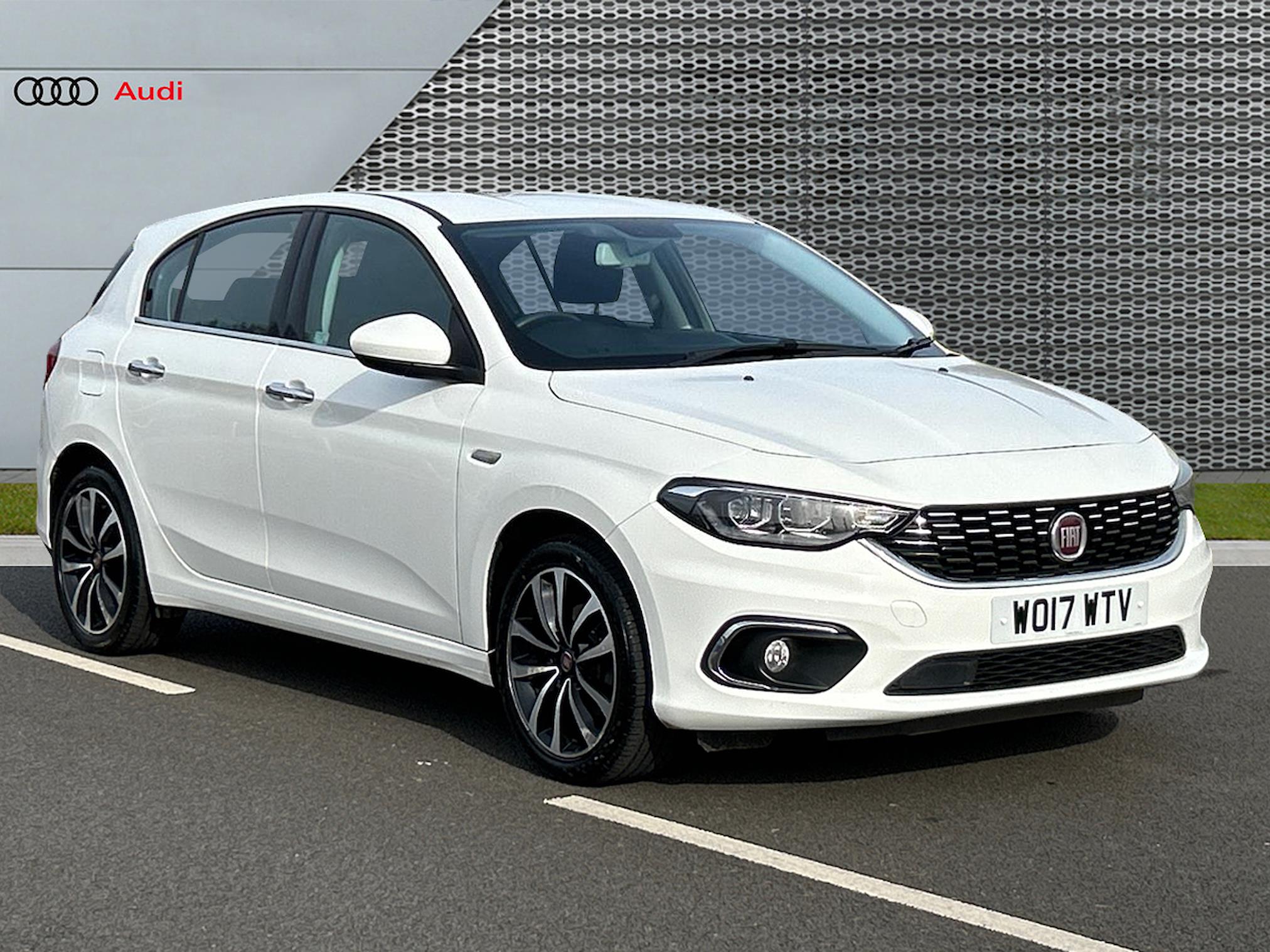 Used FIAT TIPO 1.4 Lounge 5Dr 2017
