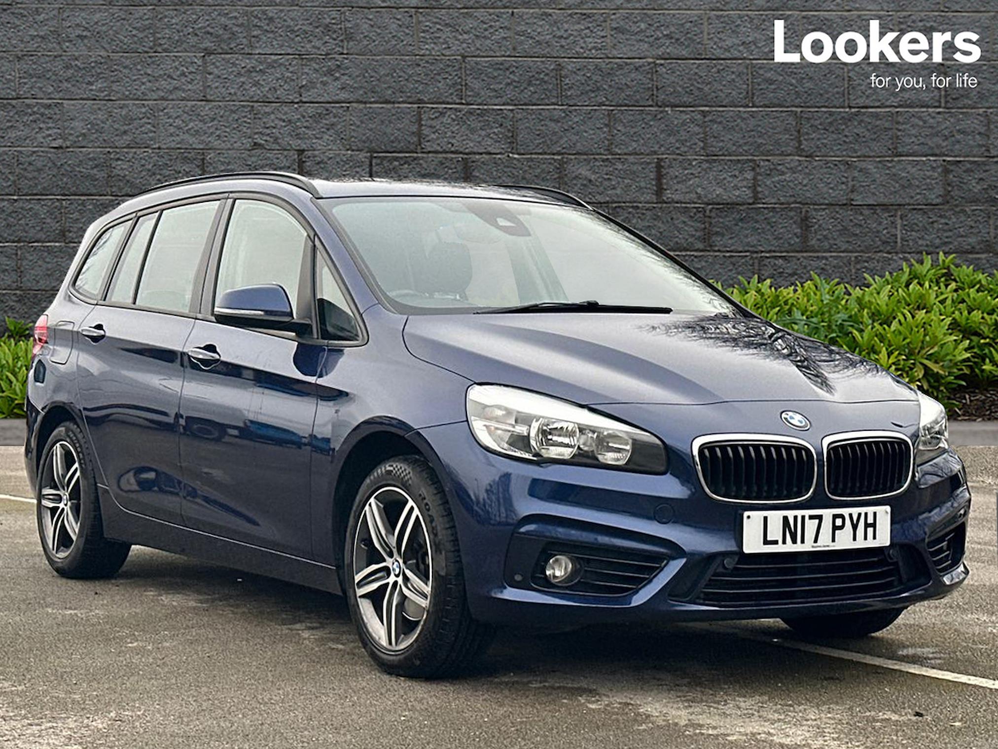 Used BMW 2 SERIES 218I Sport 5Dr Step Auto 2017 | Lookers