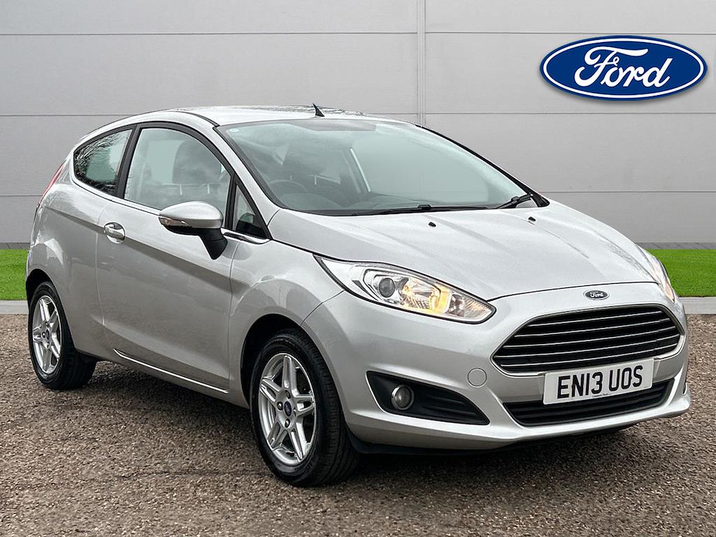 Used FORD FIESTA 1.25 82 Zetec 3Dr 2013