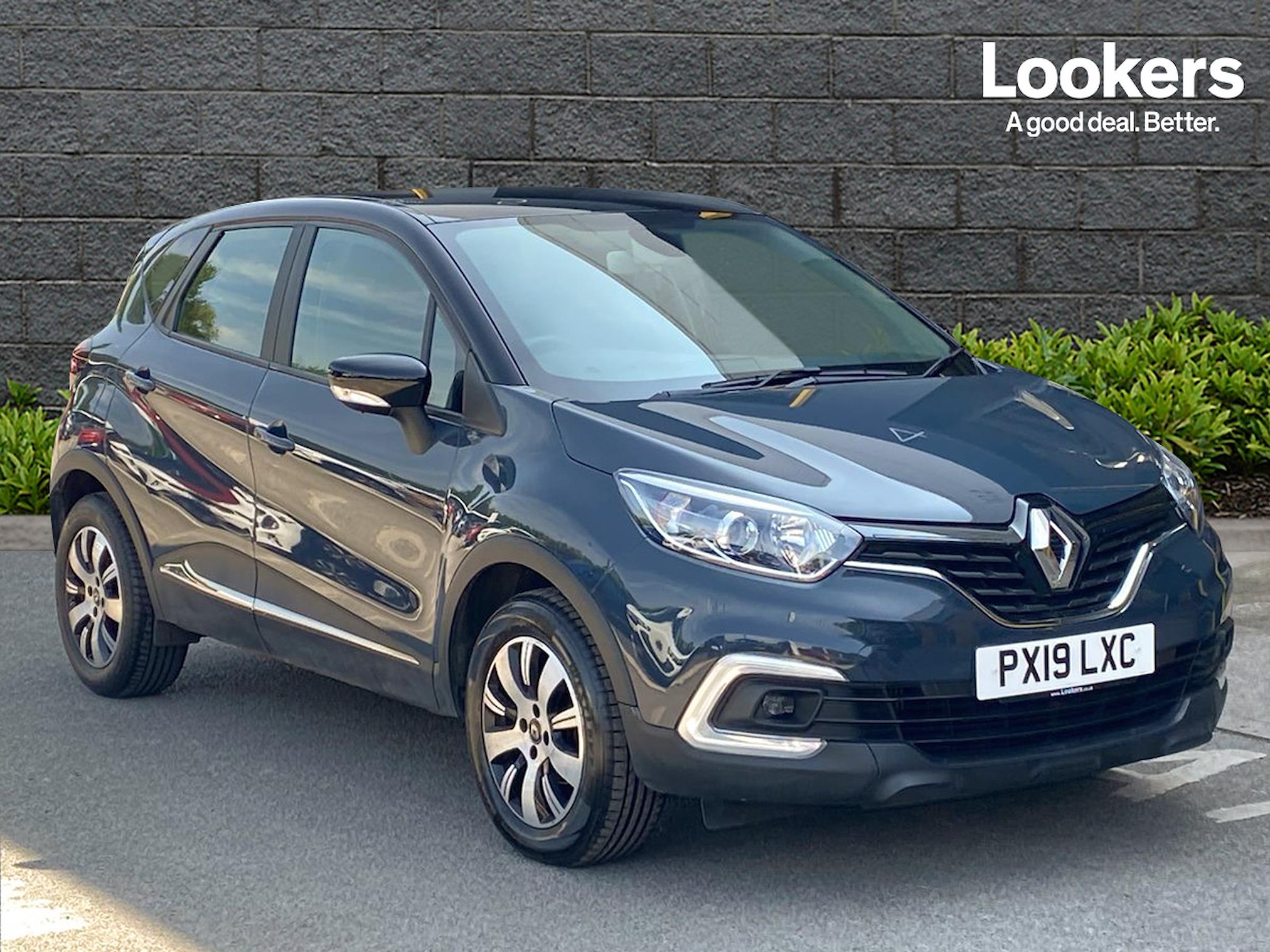 Used RENAULT CAPTUR 0.9 Tce 90 Play 5Dr 2019